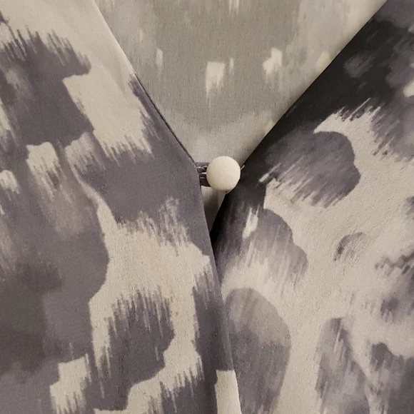 H&M blouse - Picture 3 of 6